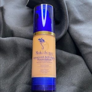 New MakeSense AAA Foundation Cafe Au Lait